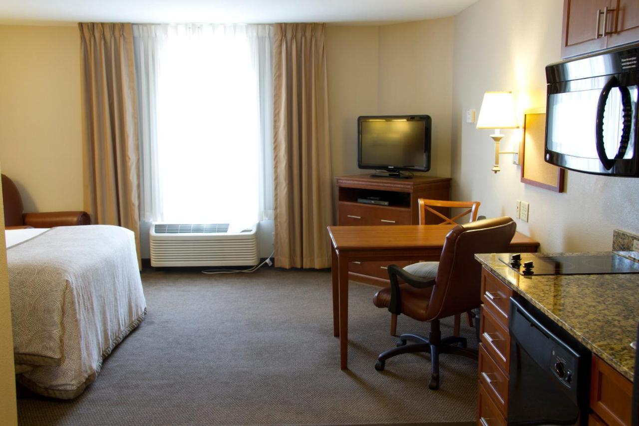 Candlewood Suites Champaign-Urbana University Area By Ihg Exteriör bild