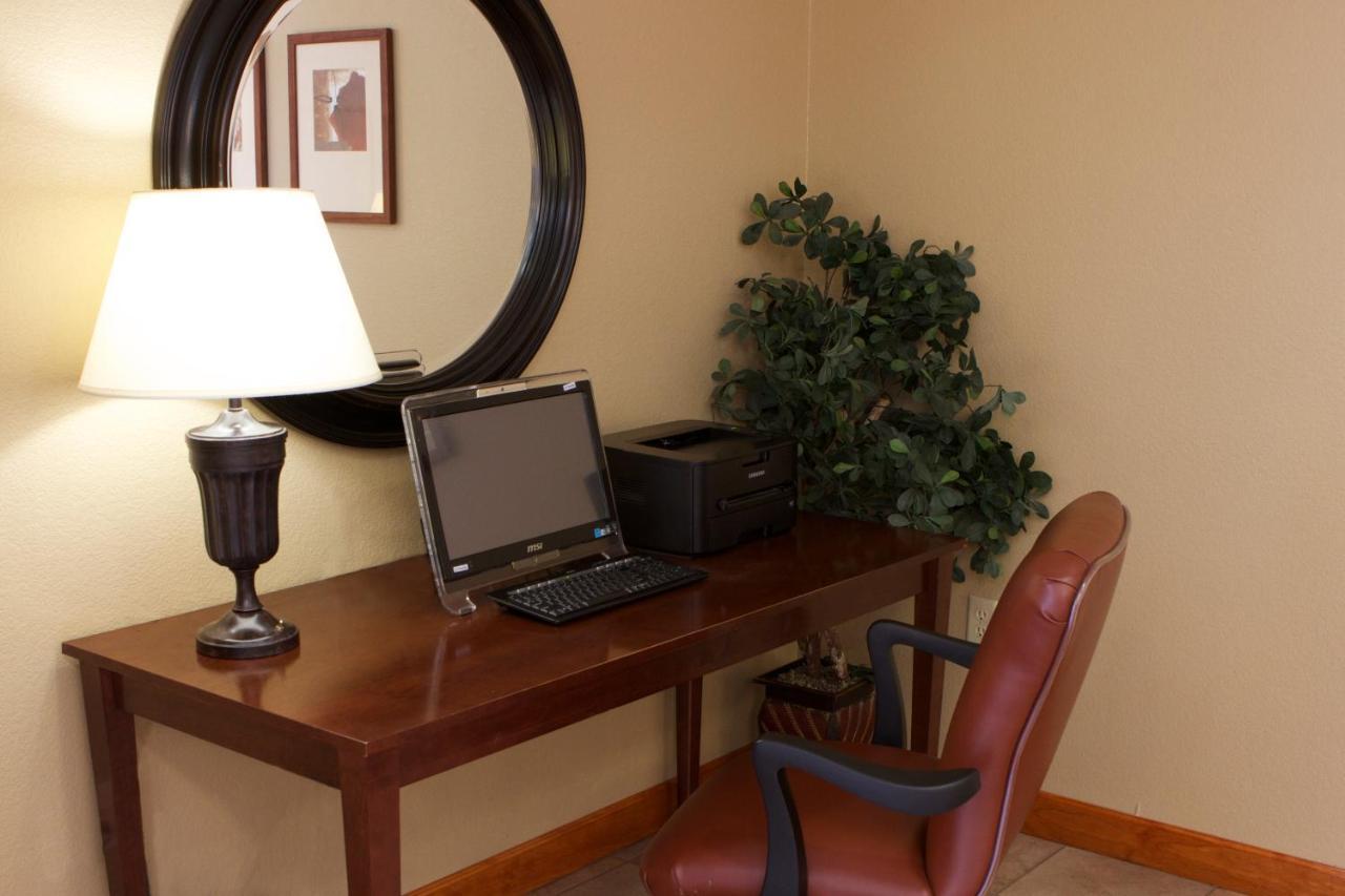 Candlewood Suites Champaign-Urbana University Area By Ihg Exteriör bild