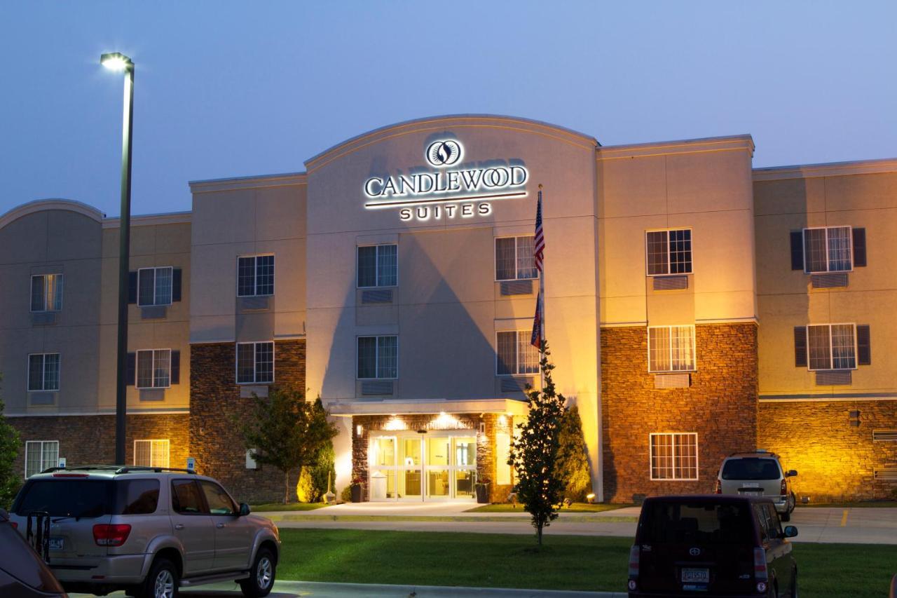 Candlewood Suites Champaign-Urbana University Area By Ihg Exteriör bild