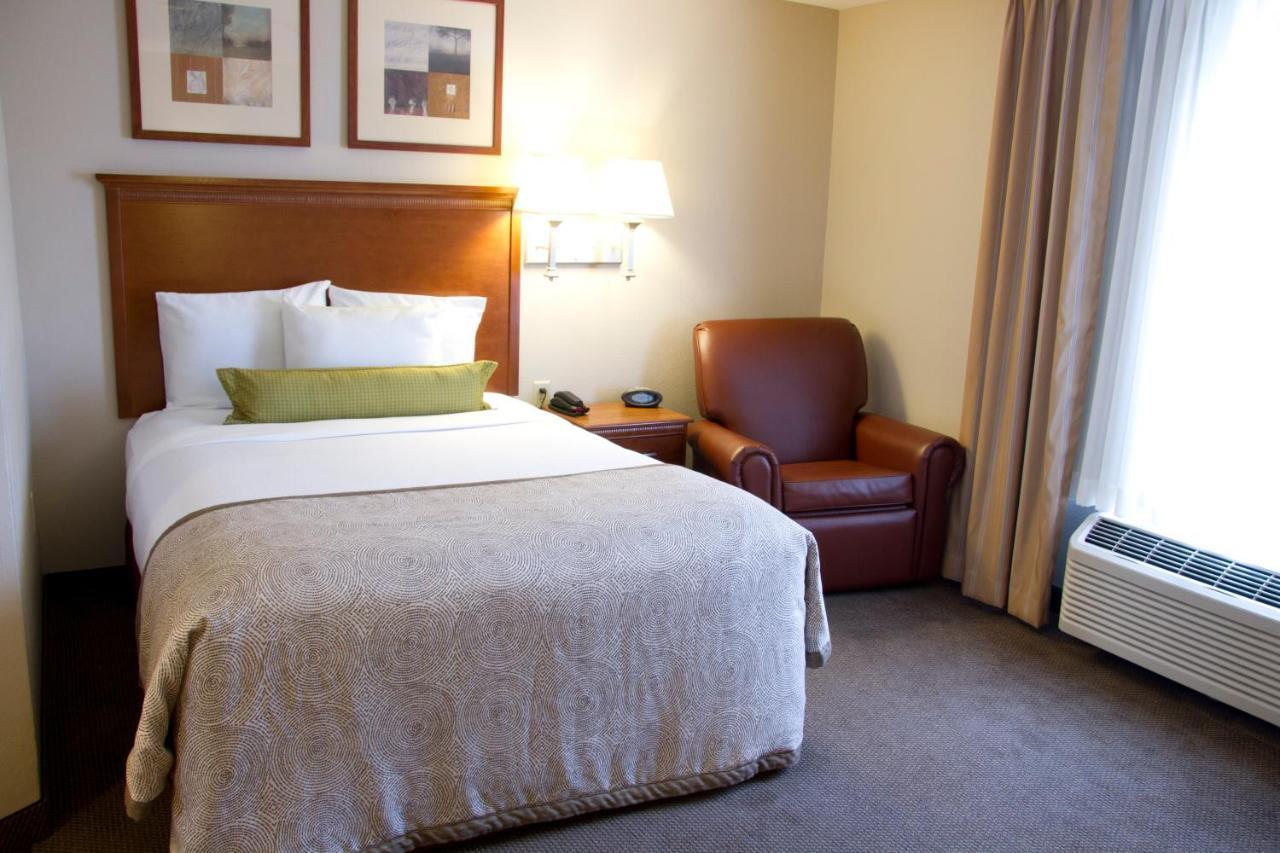 Candlewood Suites Champaign-Urbana University Area By Ihg Exteriör bild