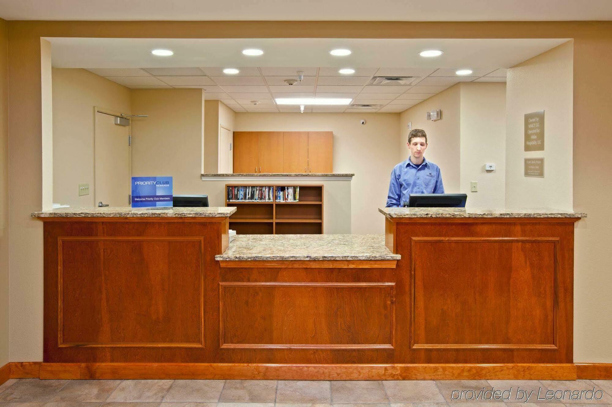 Candlewood Suites Champaign-Urbana University Area By Ihg Exteriör bild